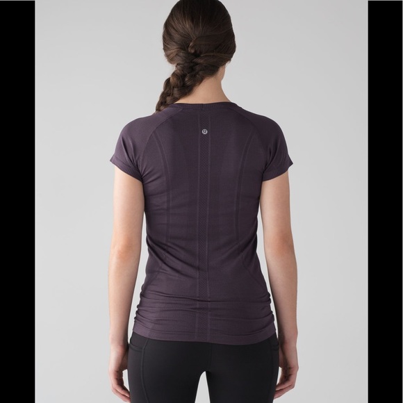 LULULEMON Swiftly Tech Top - Picture 2 of 7